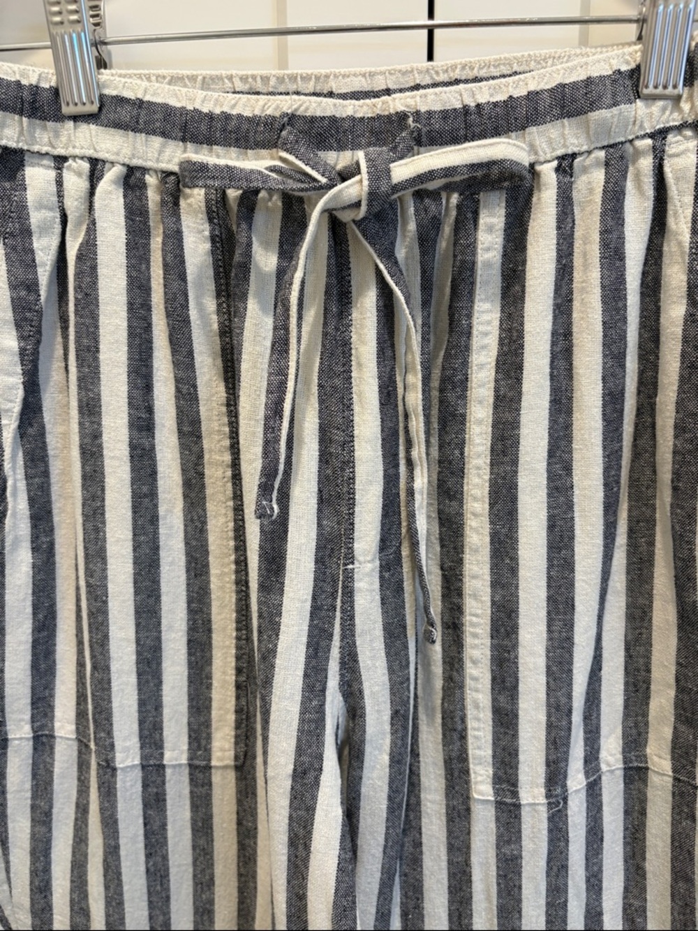 Universal Thread Linen Navy & White Striped Smocked top and pants - Picture 2 of 15